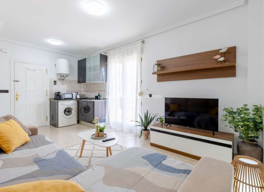 Alquiler a largo plazo - Apartamento / piso - Orihuela - La Zenia