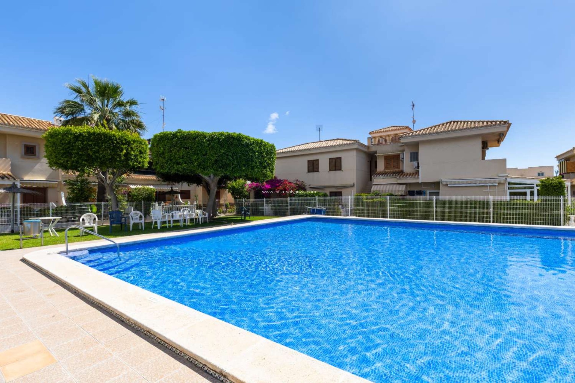 Alquiler a largo plazo - Apartamento / piso - Orihuela - La Zenia