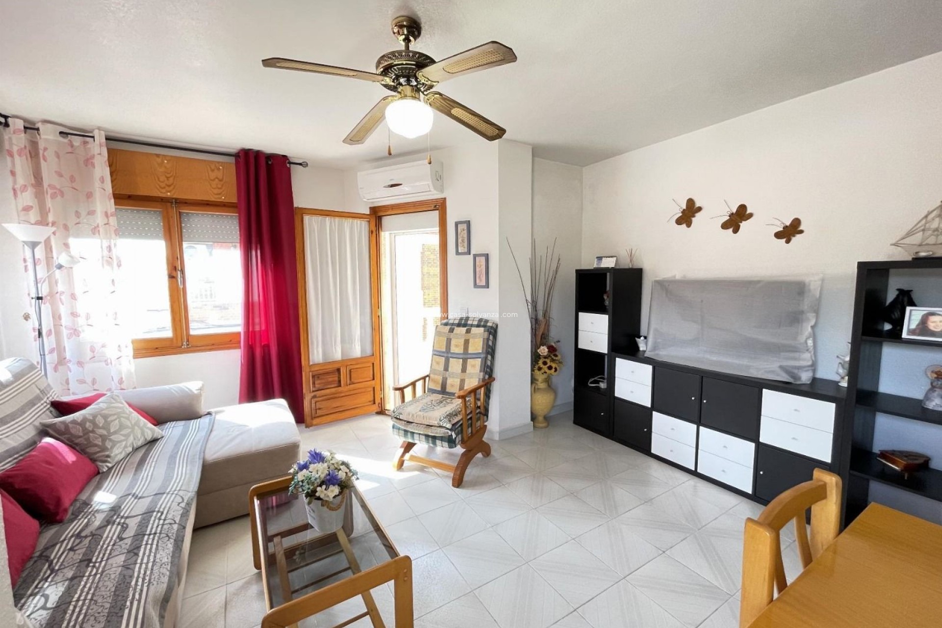Alquiler a largo plazo - Apartamento / piso - Torrevieja - Playa De Los Naufragos