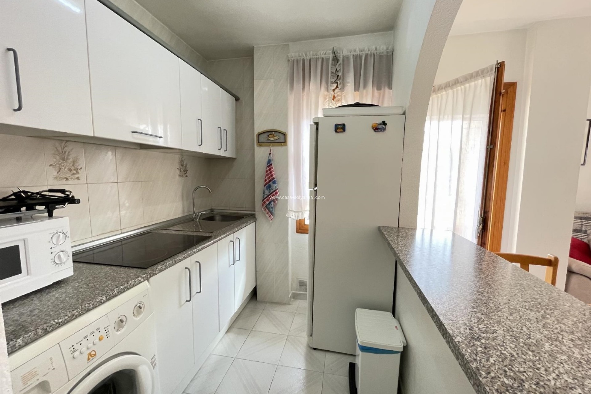 Alquiler a largo plazo - Apartamento / piso - Torrevieja - Playa De Los Naufragos