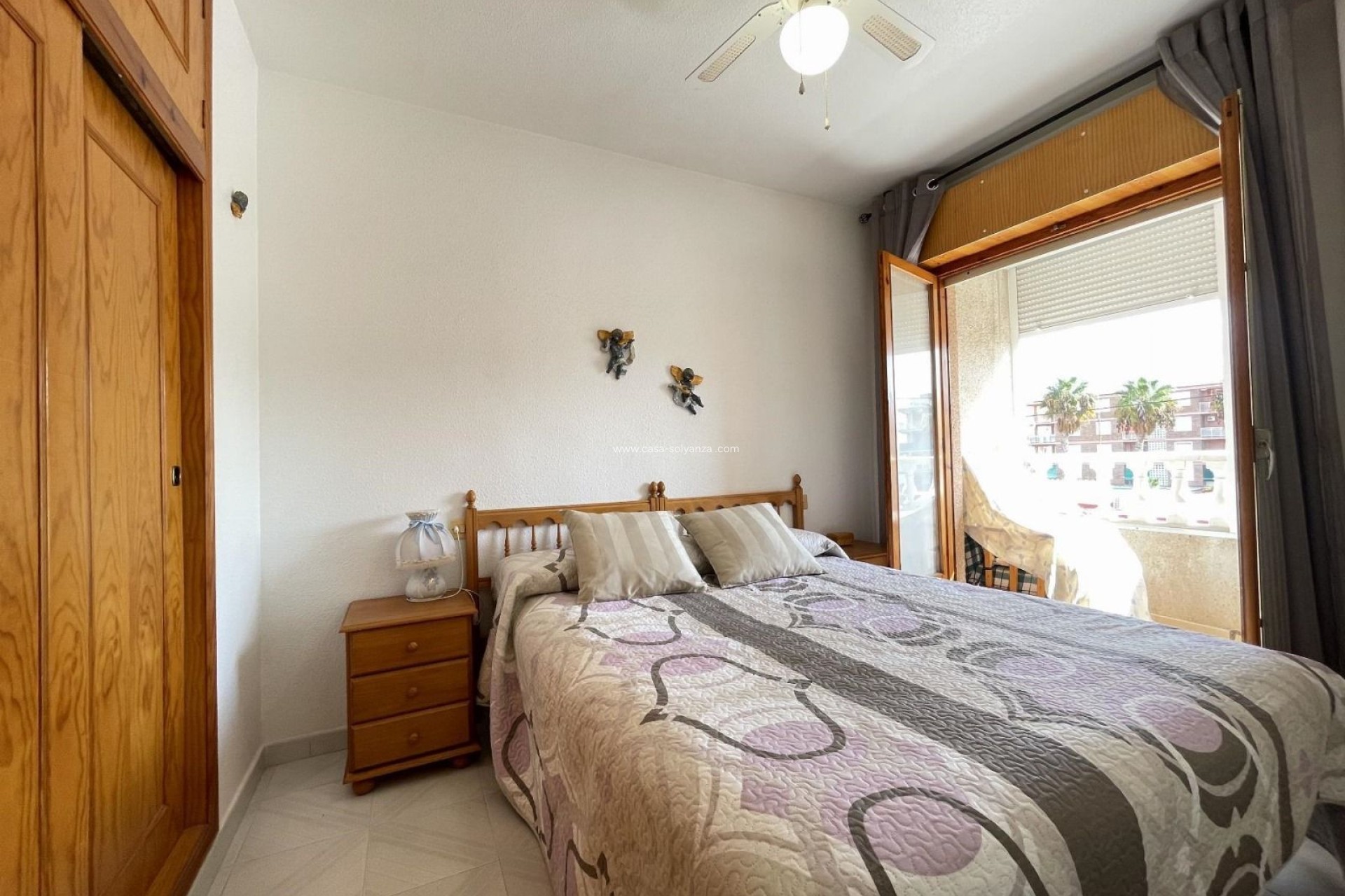 Alquiler a largo plazo - Apartamento / piso - Torrevieja - Playa De Los Naufragos