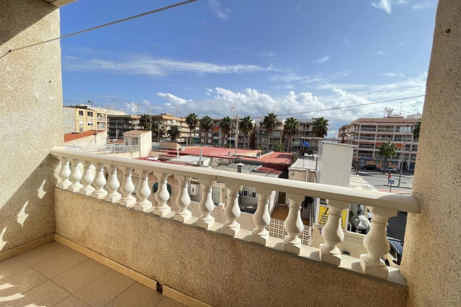 Alquiler a largo plazo - Apartamento / piso - Torrevieja - Playa De Los Naufragos