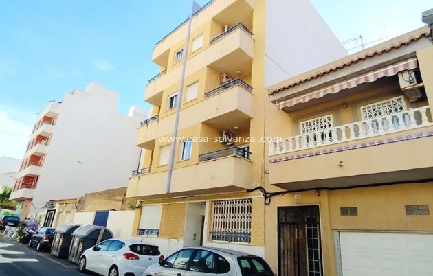 Apartamento / piso - Reventa - Torrevieja - CENTRO CASCO URBANO