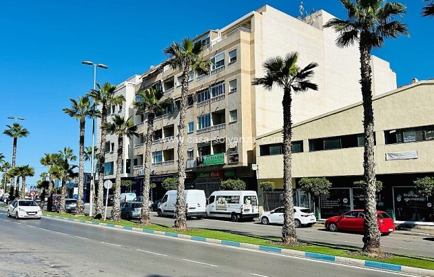 Apartamento / piso - Reventa - Torrevieja - CSCN-14737