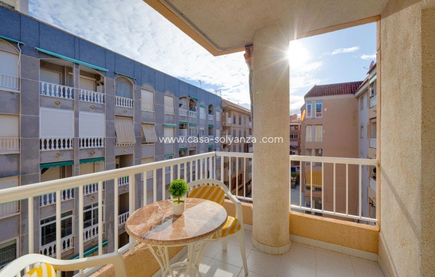 Apartamento / piso - Reventa - Torrevieja - El Acequión - Los Náufragos