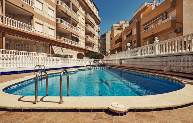 Apartamento / piso - Reventa - Torrevieja - La Mata