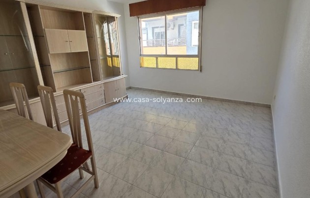 Apartamento / piso - Reventa - Torrevieja - Las Piscinas Naturales