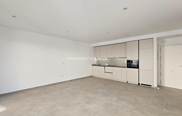Apartamento / piso - Reventa - Torrevieja - Paseo Maritimo