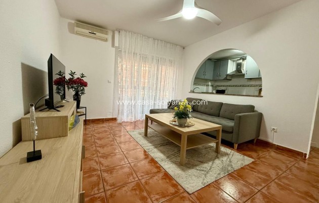 Apartamento / piso - Reventa - Torrevieja - Playa del Cura