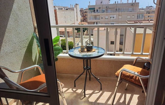 Apartamento / piso - Reventa - Torrevieja - Torrevieja