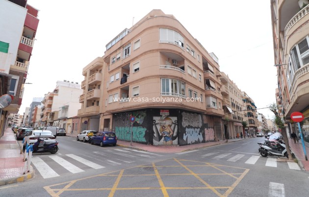 Apartamento / piso - Reventa - Torrevieja - Torrevieja