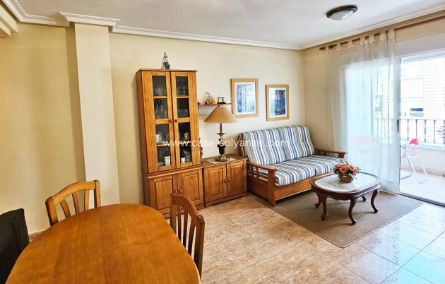 Apartamento / piso - Reventa - Torrevieja - Torrevieja