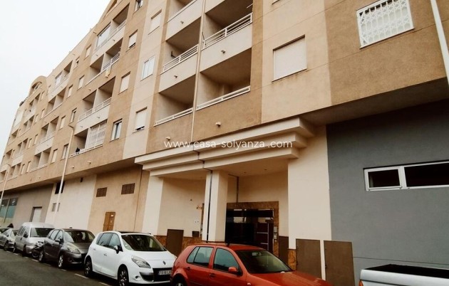 Apartamento / piso - Reventa - Torrevieja - Torrevieja