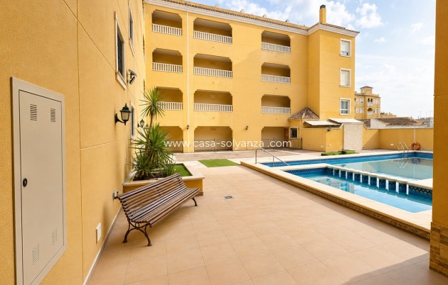 Apartment / flat - Resale - Almoradí - Almoradí Centro