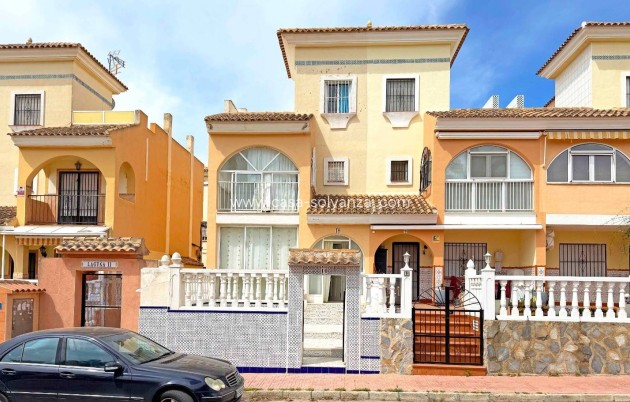 Apartment / flat - Resale - Orihuela Costa - Playa Flamenca