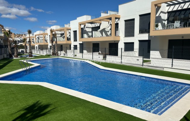 Apartment / flat - Resale - Orihuela Costa - Villamartín
