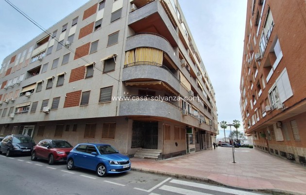 Apartment / flat - Resale - Torrevieja - Acequion