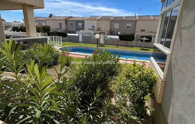 Apartment / flat - Resale - Torrevieja - Aguas nuevas