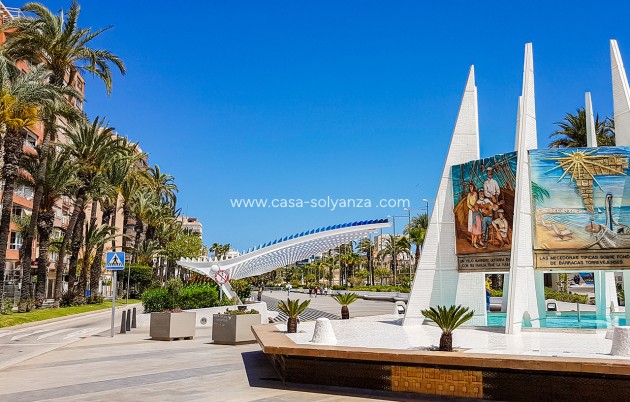 Apartment / flat - Resale - Torrevieja - Beach