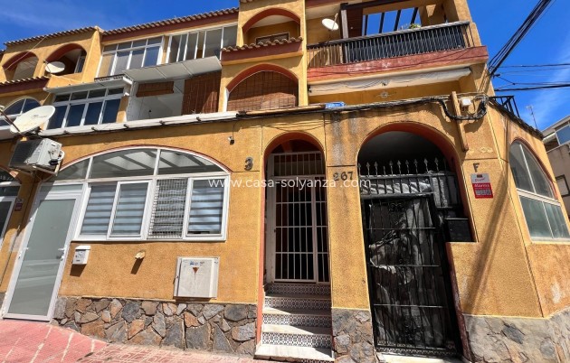 Apartment / flat - Resale - Torrevieja - Center