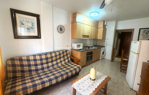 Apartment / flat - Resale - Torrevieja - Center