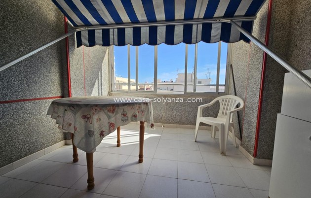 Apartment / flat - Resale - Torrevieja - Center