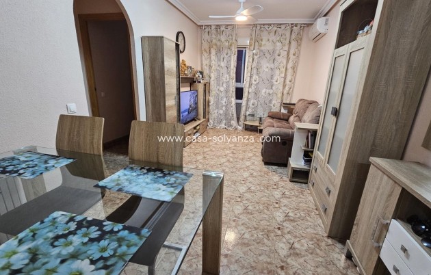 Apartment / flat - Resale - Torrevieja - Center