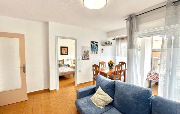 Apartment / flat - Resale - Torrevieja - Center