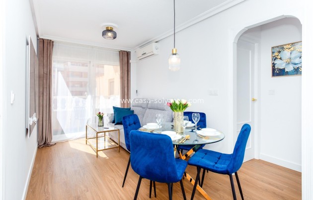 Apartment / flat - Resale - Torrevieja - Center