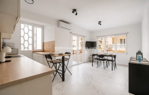 Apartment / flat - Resale - Torrevieja - Costa Blanca