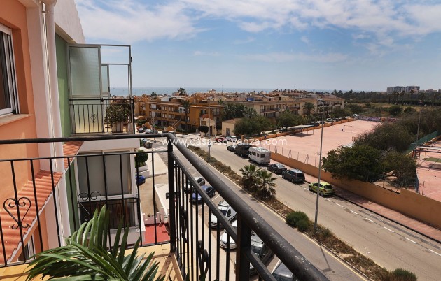 Apartment / flat - Resale - Torrevieja - Costa Blanca