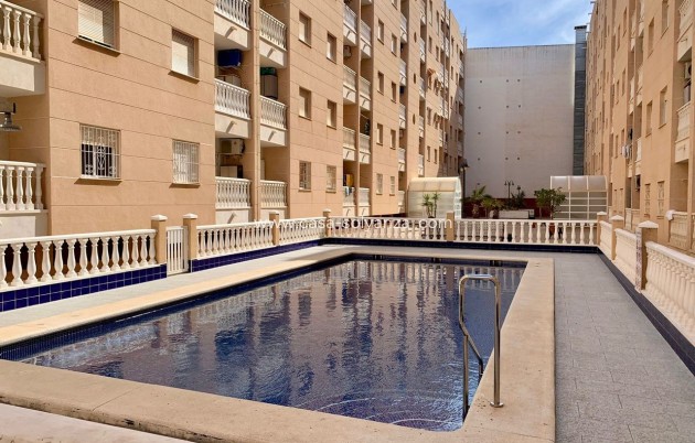 Apartment / flat - Resale - Torrevieja - Costa Blanca