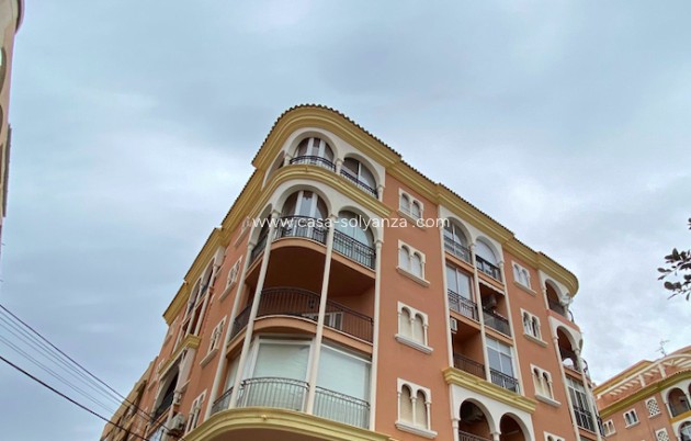 Apartment / flat - Resale - Torrevieja - Costa Blanca