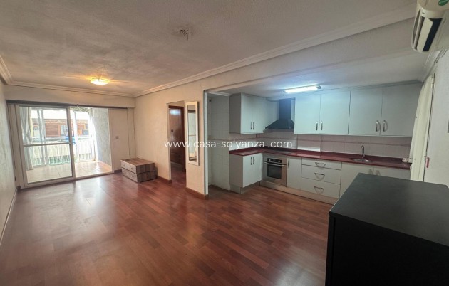Apartment / flat - Resale - Torrevieja - Costa Blanca