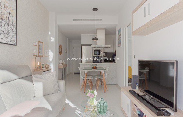Apartment / flat - Resale - Torrevieja - Costa Blanca