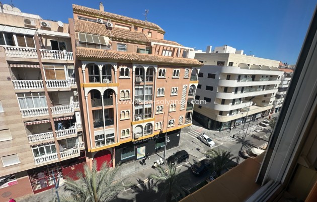 Apartment / flat - Resale - Torrevieja - Costa Blanca