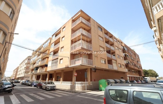 Apartment / flat - Resale - Torrevieja - Costa Blanca