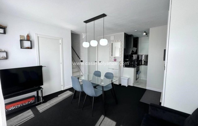 Apartment / flat - Resale - Torrevieja - CSRES-19740