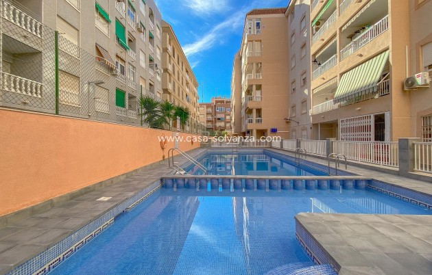 Apartment / flat - Resale - Torrevieja - El Acequión - Los Náufragos