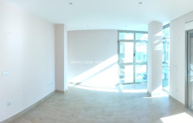 Apartment / flat - Resale - Torrevieja - Estacion Autobuses