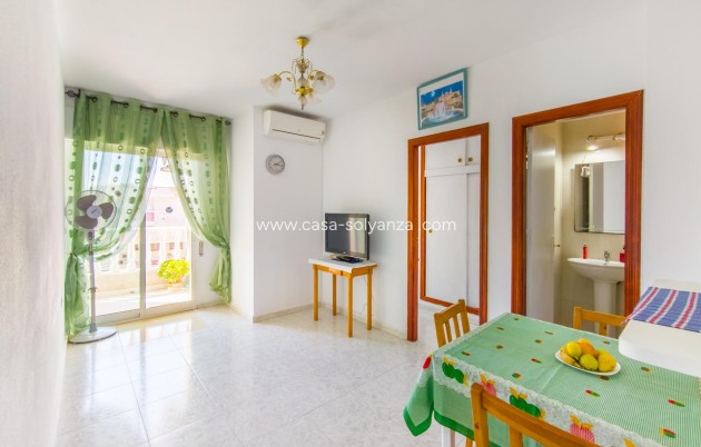 Apartment / flat - Resale - Torrevieja - Estacion Autobuses