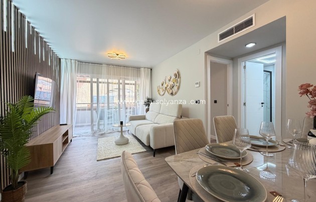 Apartment / flat - Resale - Torrevieja - Estacion Autobuses