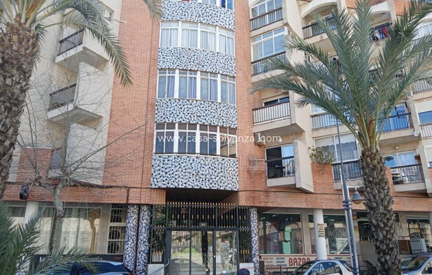 Apartment / flat - Resale - Torrevieja - Habaneras