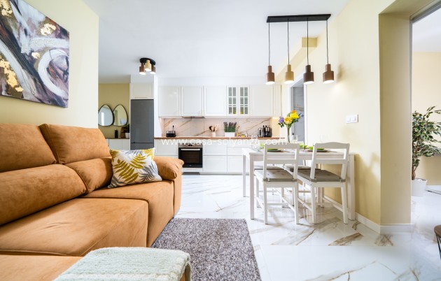 Apartment / flat - Resale - Torrevieja - La veleta