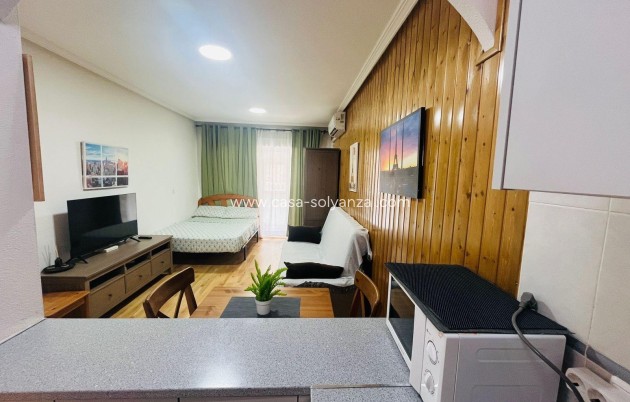 Apartment / flat - Resale - Torrevieja - Playa de los Locos