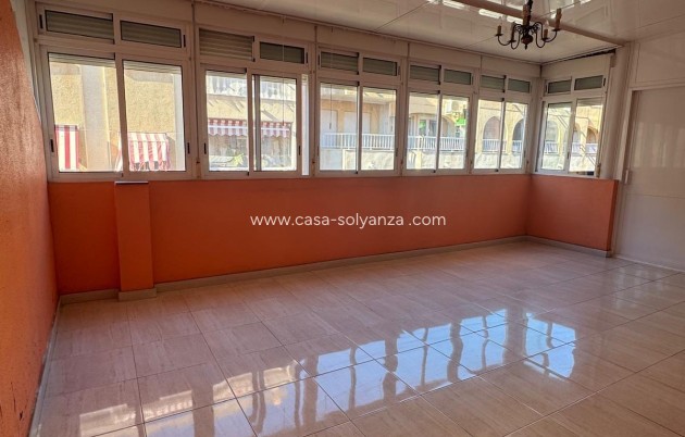 Apartment / flat - Resale - Torrevieja - Playa de los Locos