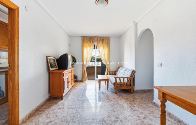 Apartment / flat - Resale - Torrevieja - Playa de los locos