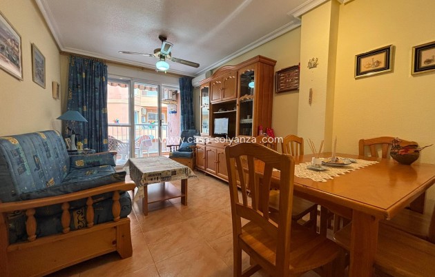 Apartment / flat - Resale - Torrevieja - Playa de los Locos