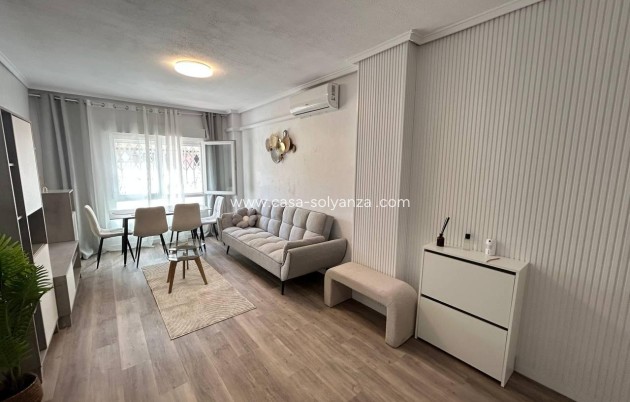 Apartment / flat - Resale - Torrevieja - Playa de los Locos