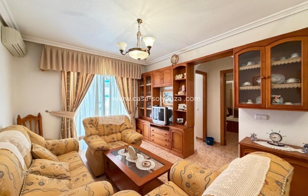 Apartment / flat - Resale - Torrevieja - Playa del Cura